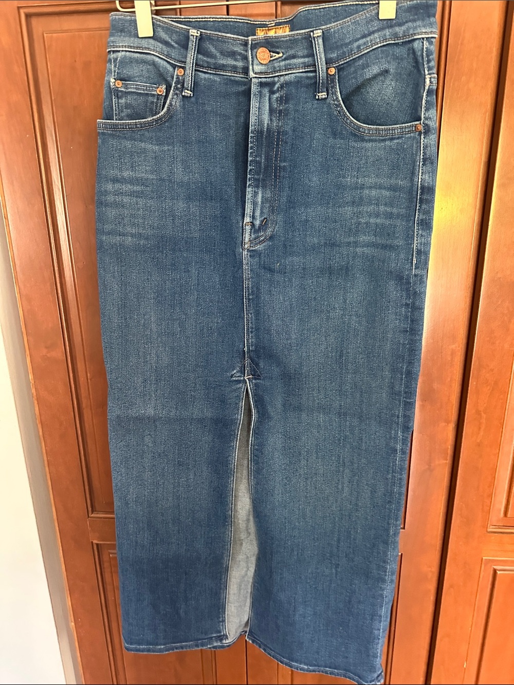 Mother Women’s Blue Denim Jeans pencil Skirt - Classic Straight Fit